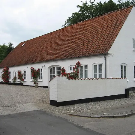 Skovridergaardens Apartment *
